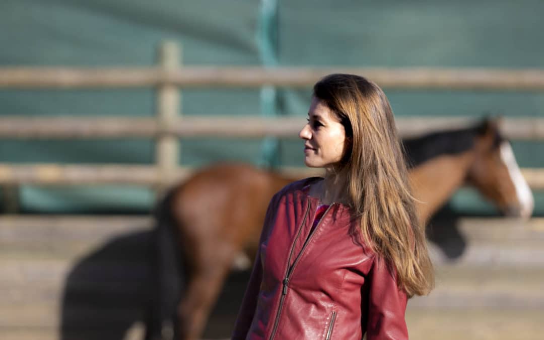 Article Actu76 « Près de Rouen, l’assistant de cette coach et psychologue du travail est un cheval ! »